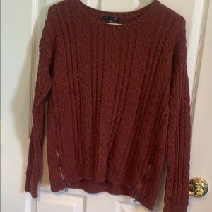 Light American Eagle sweater, lightly worn